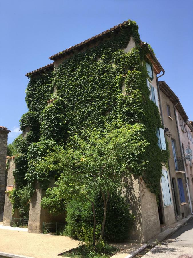 Entre L'Eglise Et La Place Villa Quillan Eksteriør billede